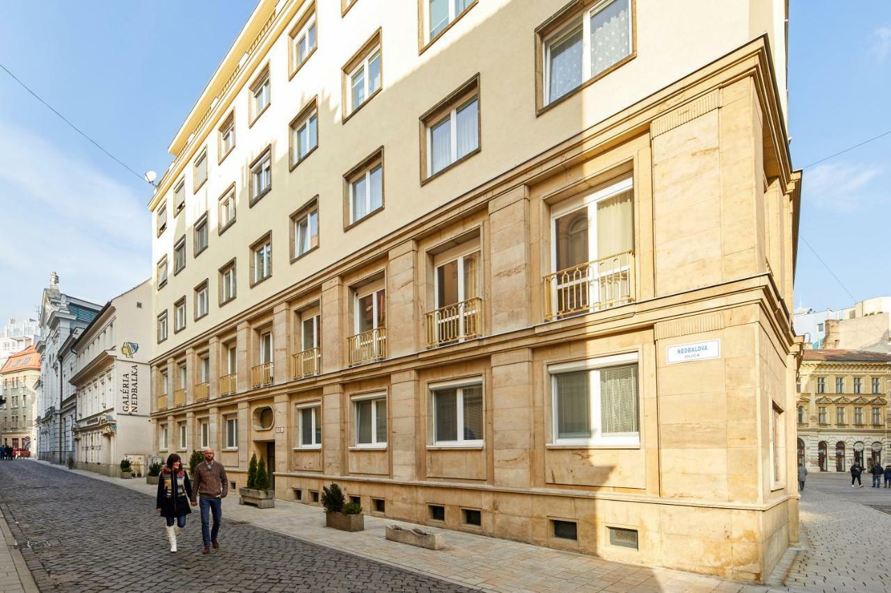 Pikachu'S Gallery - Historical Old Town Bratislava Apartment Exterior photo